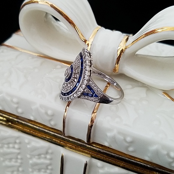 Gorgeous silver ring⚘💍 - Picture 2 of 4